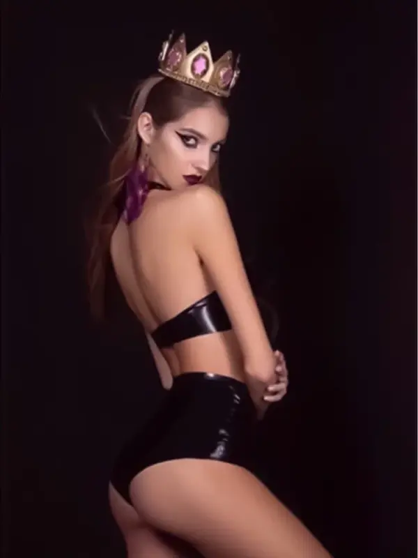 Latex Halterneck Top and Ruffle Panties Set – Sexy Two-Piece Latex Lingerie