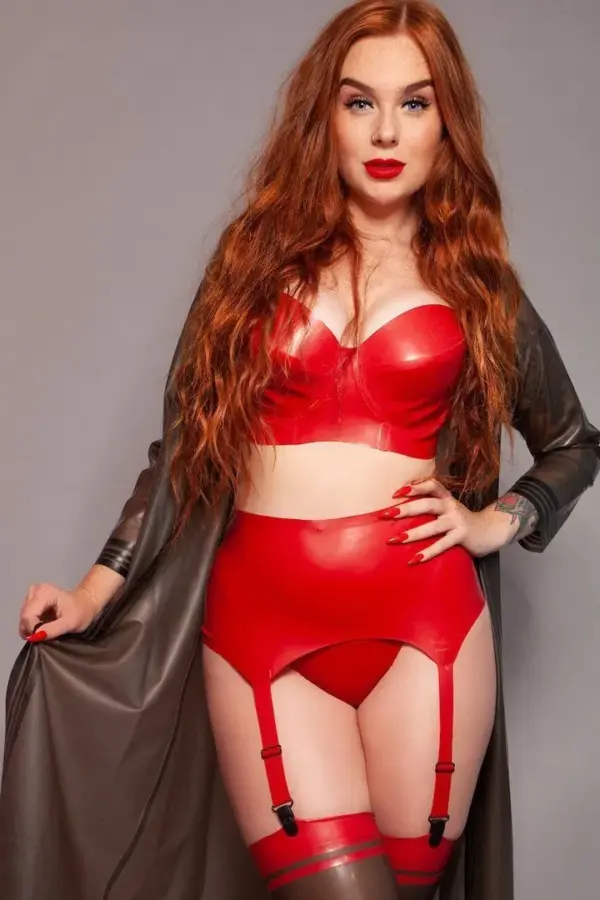 Red Latex 3-Piece Lingerie Set with High-Waist Suspender Belt and Underwire Bra